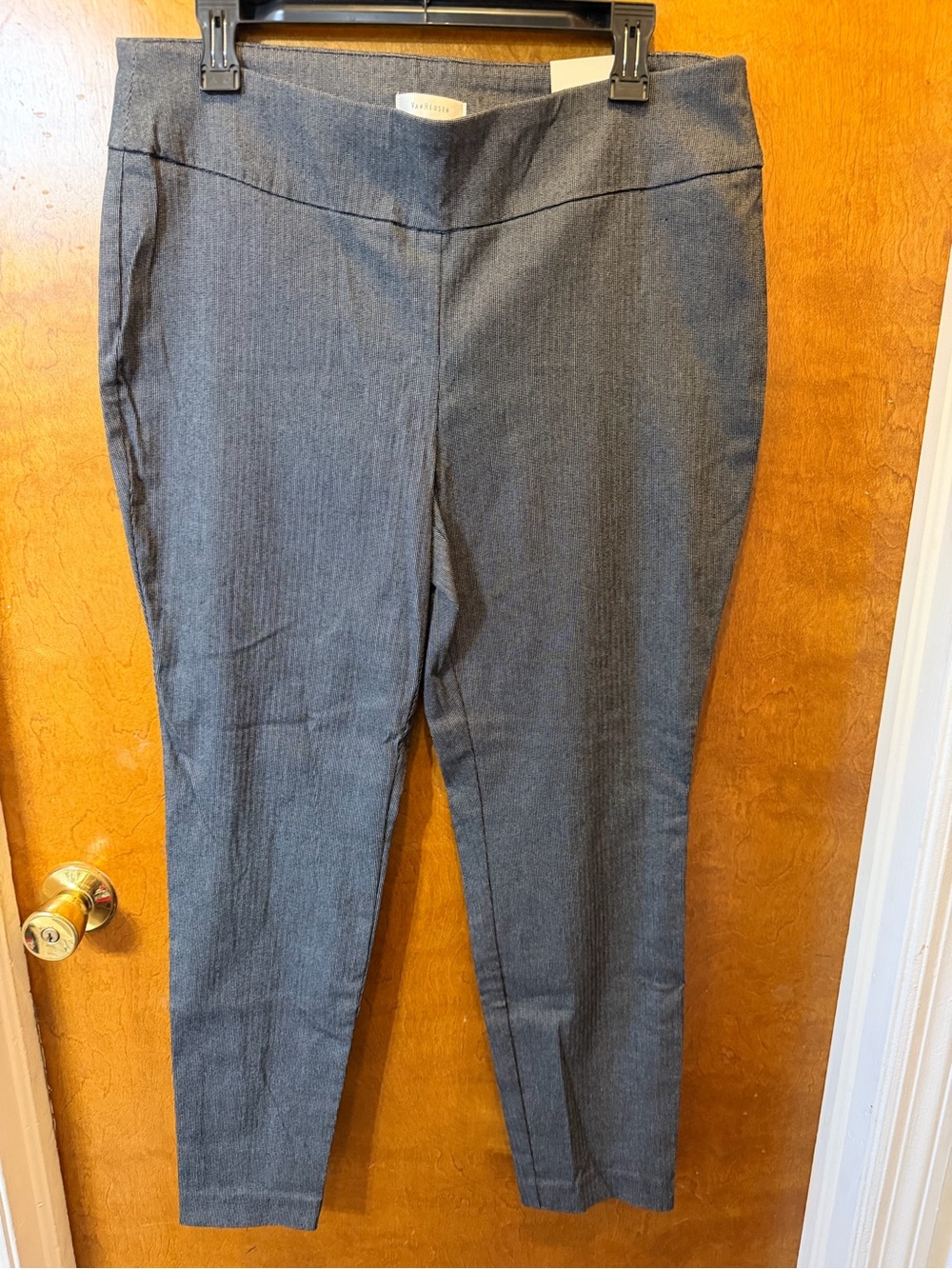 Van Heusen Women’s grey striped Stretch Dress Pants Flat Front Regular Size 14